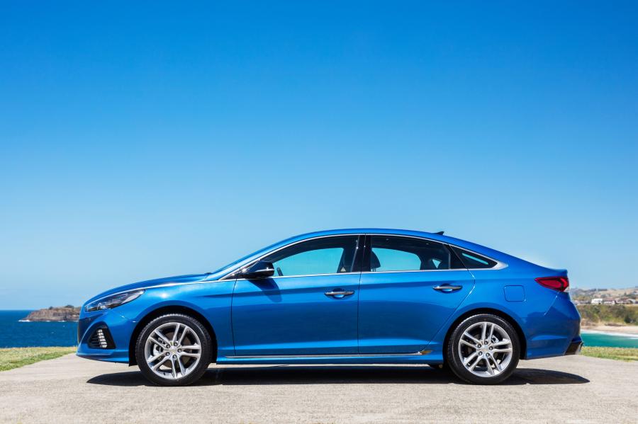  Hyundai Sonata 2.0T Premium (LF) 2017 года  (AU) (фото 17 из 30)